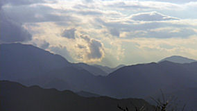 高尾山　富士山は雲の中