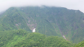 谷川岳　山頂はガス