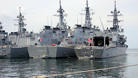 横須賀のりものフェスタ　自衛隊の艦船