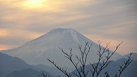 高尾山　富士山は良いけど太陽が...