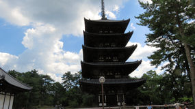 奈良　五重塔