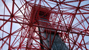 東京タワーの真下