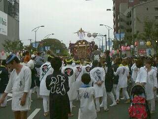 �������B�e