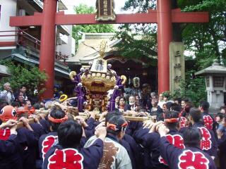 �A���{��