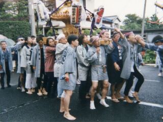 �{�������