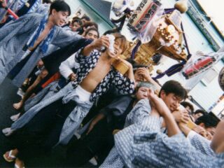 �{�������